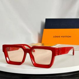 Picture of LV Sunglasses _SKUfw56809635fw